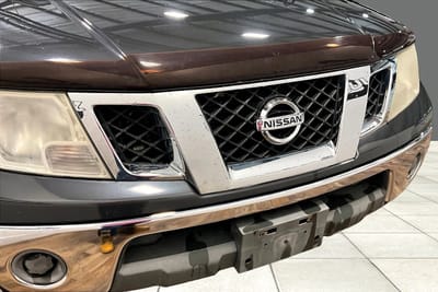 2010 NISSAN FRONTIER