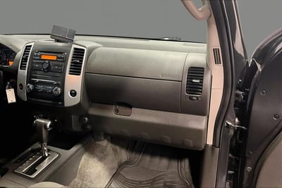 2010 NISSAN FRONTIER