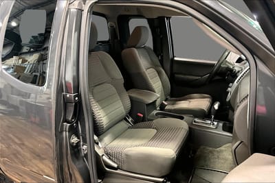 2010 NISSAN FRONTIER