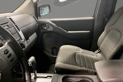 2012 NISSAN FRONTIER