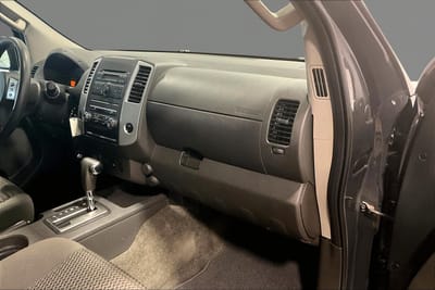 2012 NISSAN FRONTIER
