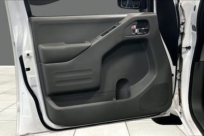 2016 NISSAN FRONTIER