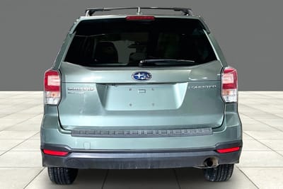 2018 SUBARU FORESTER