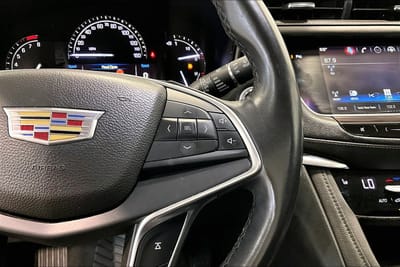 2017 CADILLAC XT5