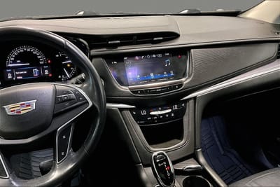 2017 CADILLAC XT5