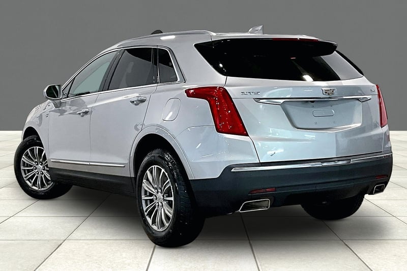 2017 CADILLAC XT5