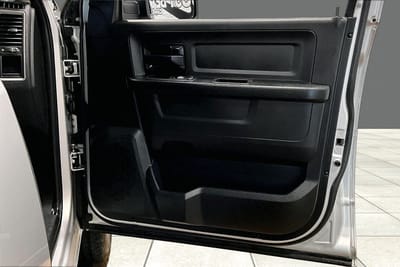 2017 DODGE RAM