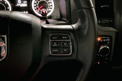 2017 DODGE RAM