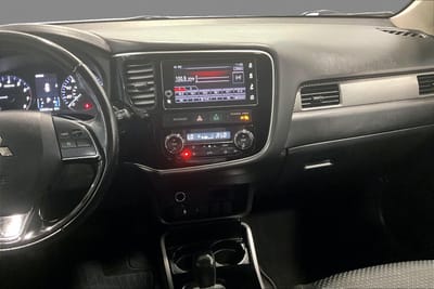 2018 MITSUBISHI OUTLANDER