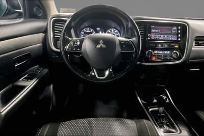 2018 MITSUBISHI OUTLANDER