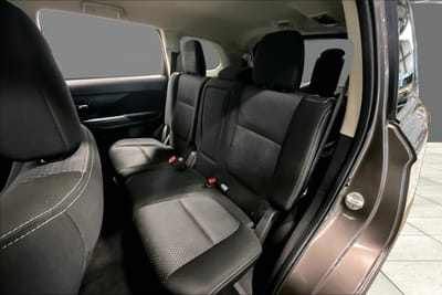 2018 MITSUBISHI OUTLANDER