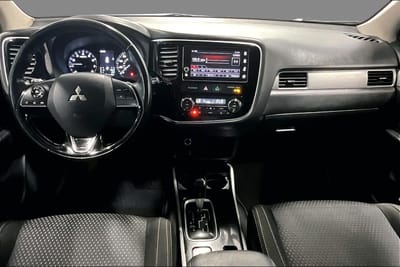 2018 MITSUBISHI OUTLANDER