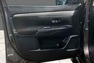 2018 MITSUBISHI OUTLANDER