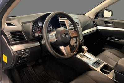 2011 SUBARU LEGACY