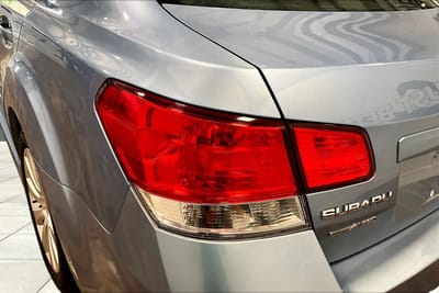 2011 SUBARU LEGACY