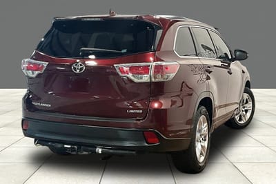 2014 TOYOTA HIGHLANDER