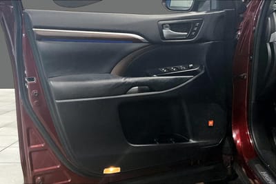 2014 TOYOTA HIGHLANDER