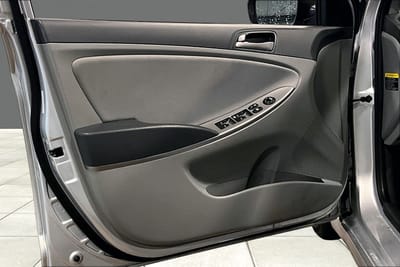 2016 HYUNDAI ACCENT
